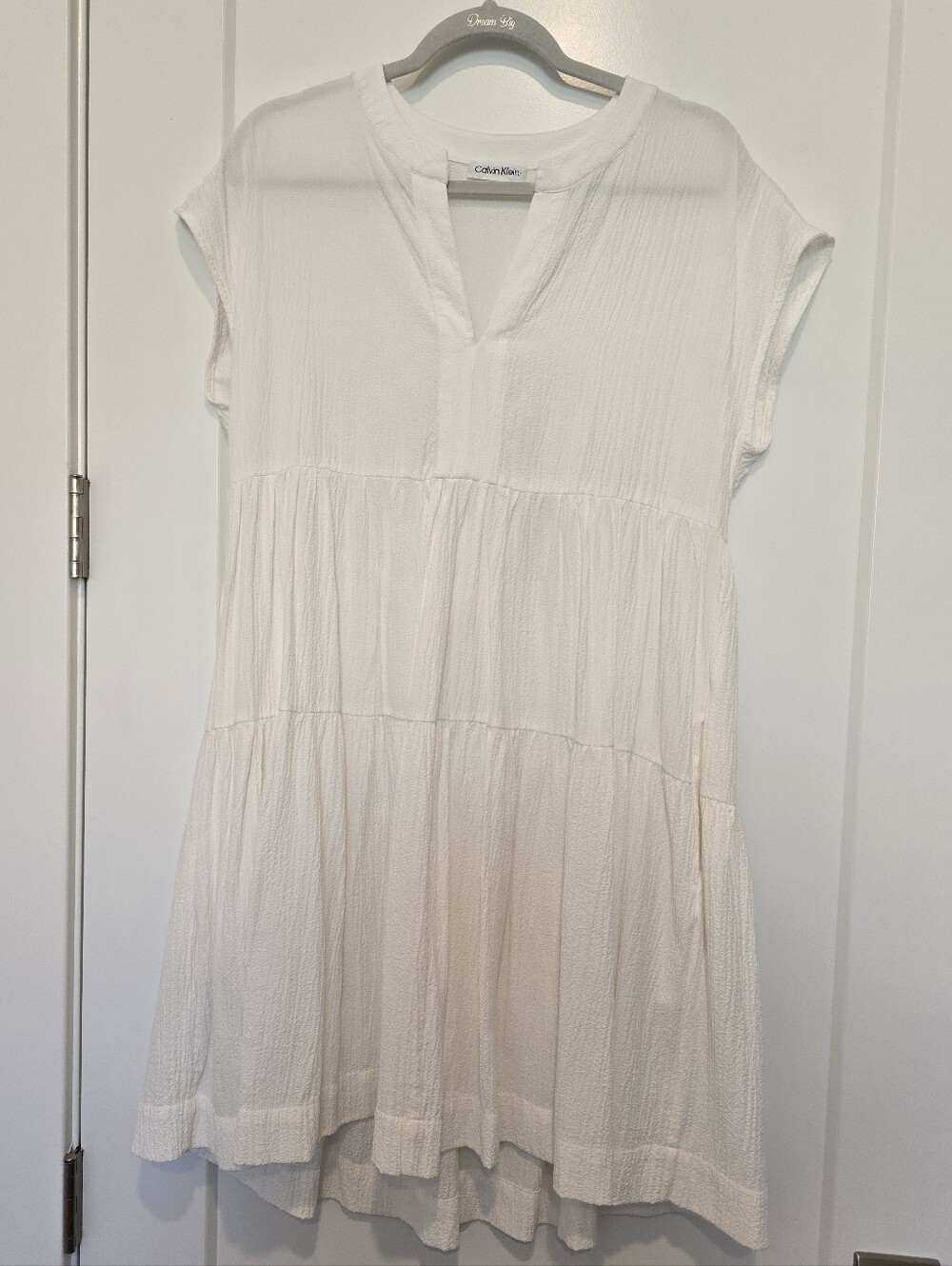 Calvin Klein White Tiered V-Neck Dress With Pockets Boho Bridal Classic